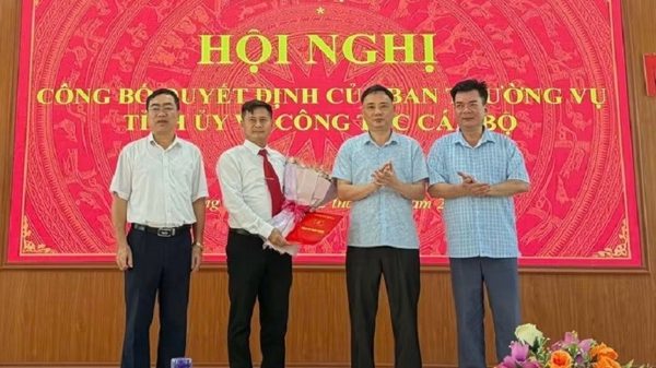 Điện Biên điều động nhiều cán bộ chủ chốt các sở, ngành về xã