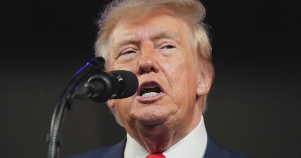 Diễn biến nóng ở Trung Đông, ông Trump nói sẽ có quyết định mới