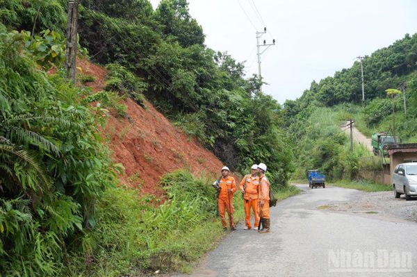 Điện lực Yên Bái sẵn sàng phương án ứng phó mưa bão