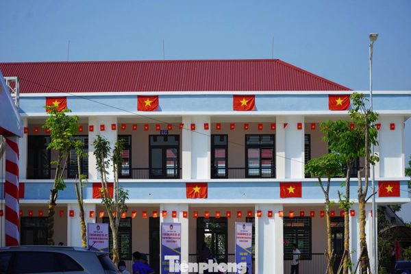 Diện mạo trường nội trú liên cấp 160 tỷ đồng trước ngày khai giảng