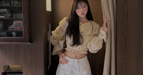 Diện quần jeans trắng đơn giản mà sang