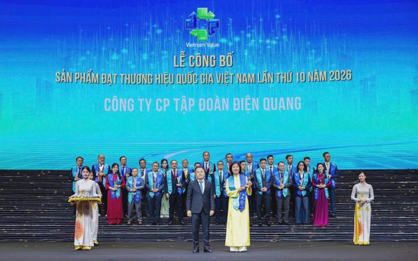 Điện Quang lần thứ 9 đạt Thương hiệu quốc gia Việt Nam