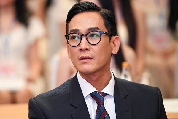 Diễn viên Hứa Vĩ Văn U50 đi qua nhiều mất mát, chọn sống độc thân kín tiếng