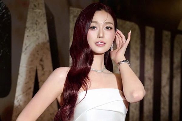 Diễn viên Khánh My 'Trại buôn người' U40 giàu có, gợi cảm và kín tiếng yêu đương