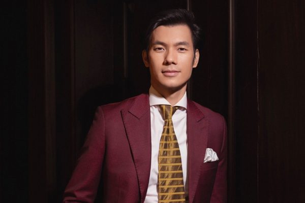 Diễn viên Nhan Phúc Vinh xin lỗi sau khi cầu hôn Khả Ngân