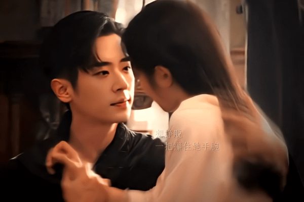 Diễn viên Thừa Lỗi ‘Ngọc điệm thu’ liên tiếp vướng tin hẹn hò bạn diễn