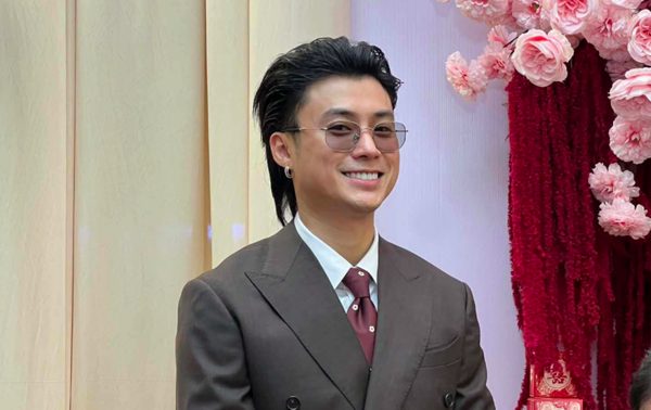 Diễn viên Vương Anh 'Về nhà đi con' tổ chức lễ ăn hỏi
