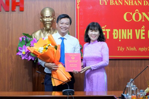 Điều động, bổ nhiệm cán bộ chủ chốt ở 4 tỉnh, thành