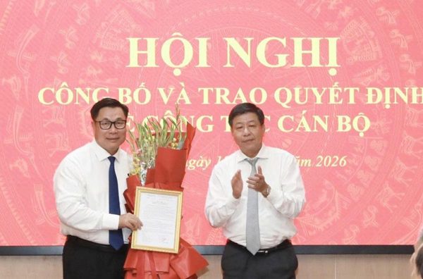 Điều động, bổ nhiệm nhân sự ở Hà Nội và 3 tỉnh, thành