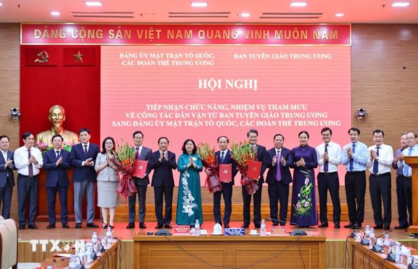Điều động, phân công 3 Phó Bí thư chuyên trách Đảng ủy Mặt trận Tổ quốc