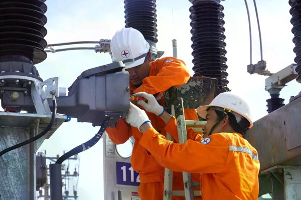 Điều gì giúp EVN lãi hơn 20.800 tỷ đồng sau nửa năm?