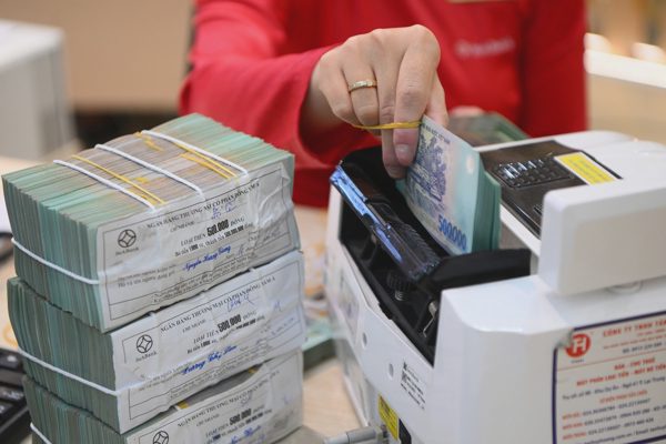 Điều gì giúp trái phiếu chính phủ Việt Nam không bị bán tháo?