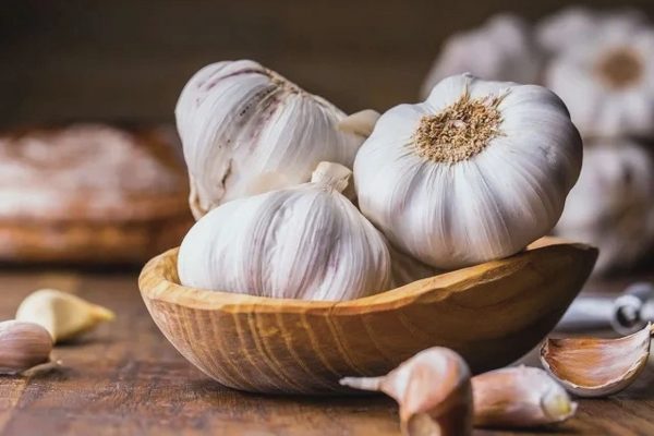 Điều gì xảy ra với cơ thể khi bạn ăn tỏi mỗi ngày?