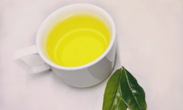 Điều gì xảy ra với làn da khi uống trà xanh?