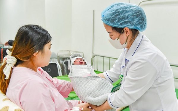 Điều kiện hưởng, mức trợ cấp và hồ sơ cần biết với người lao động bị sẩy thai