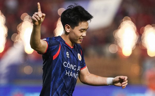Đình Bắc và HLV Polking nói gì khi CLB Công An Hà Nội không thắng 3 trận ở V-League?