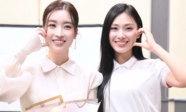 Đỗ Mỹ Linh làm điều khiến các cô gái Hoa hậu Việt Nam phấn khích