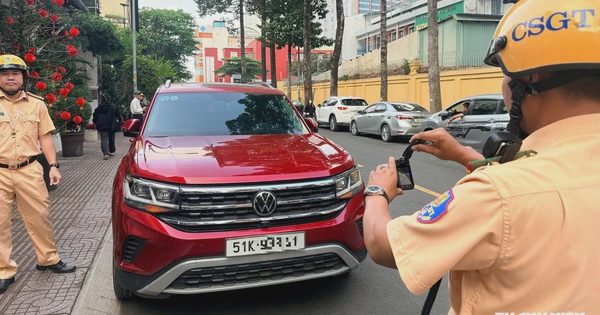 Đỗ ô tô gần ngã tư, cách bao nhiêu mét mới đúng luật?
