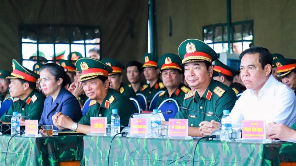 Đoàn công tác Bộ Quốc phòng kiểm tra công tác chuẩn bị diễn tập khu vực phòng thủ tại Nghệ An