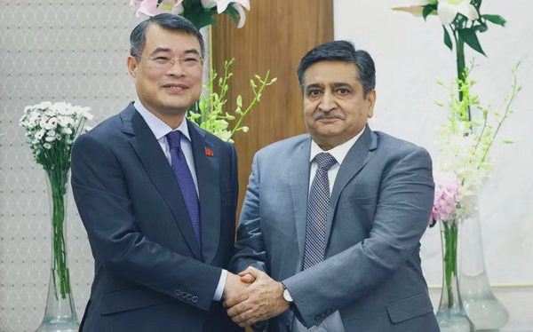 Doanh nghiệp Ấn Độ muốn tham gia phát triển hạ tầng hàng không, năng lượng sạch ở Việt Nam
