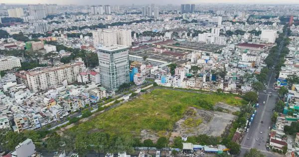 Doanh nghiệp bất động sản mất khả năng thanh toán nợ trái phiếu