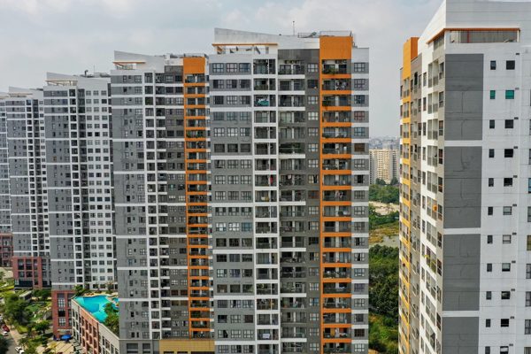 Doanh nghiệp bất động sản phía Nam nói gì khi lợi nhuận lao dốc?