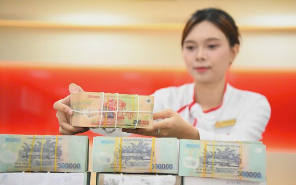 Doanh nghiệp chỉ 1 nhân viên, báo lãi hơn 11.200 tỉ đồng sau nửa năm