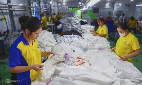 Doanh nghiệp nhỏ xoay xở giữa 'bão' khó khăn