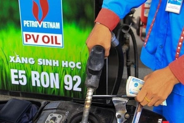 Doanh nghiệp xăng dầu được tự quyết giá nhưng phải kê khai, giải trình khi biến động