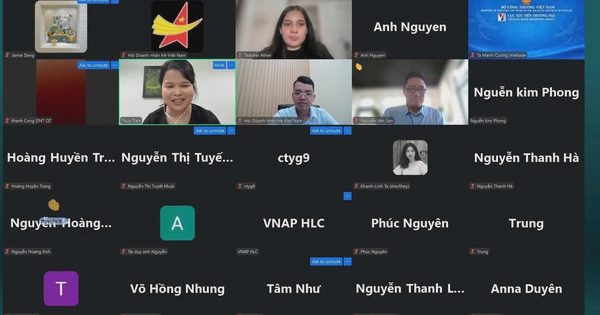 Doanh nhân trẻ học ứng dụng AI, công nghệ số để tăng trưởng