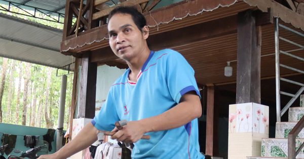 Độc đáo nhạc cụ Trường Sơn - Tây nguyên: Bộ đàn đá 'biết hát'