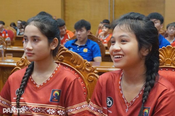 Đội bóng nữ Đăk Đoa từng "gây sốt" được Hoàng Anh Gia Lai tiếp quản