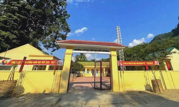 Đổi hiệu trưởng sau 'rà soát' bổ nhiệm