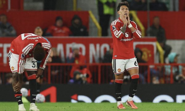 Đội hình Man Utd thiếu chiều sâu thế nào