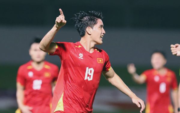 Đội hình xuất phát: U23 Việt Nam đổi hàng công đấu U23 Philippines