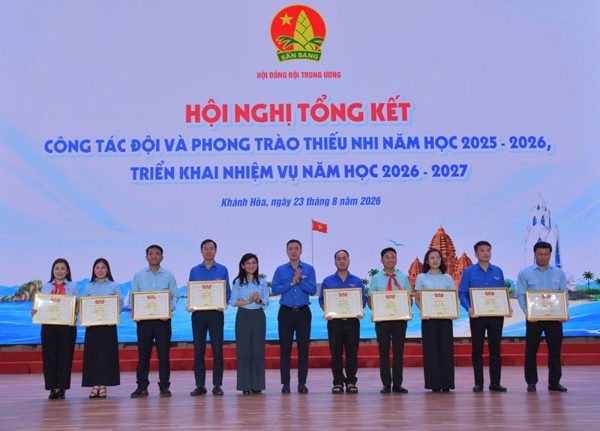 Đổi mới công tác Đội, tạo môi trường để thiếu nhi phát triển toàn diện