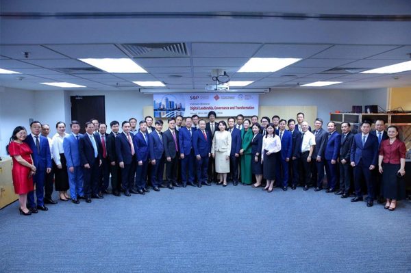 Đổi mới tư duy lãnh đạo, nâng cao năng lực quản trị khoa học và công nghệ ở địa phương