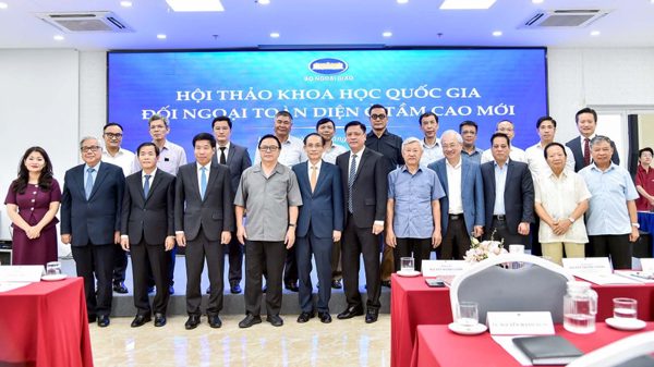 Đối ngoại toàn diện ở tầm cao mới