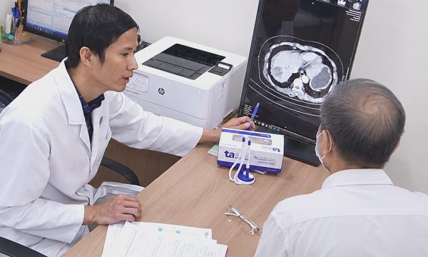 Đổi phác đồ chữa ung thư dạ dày kháng trị