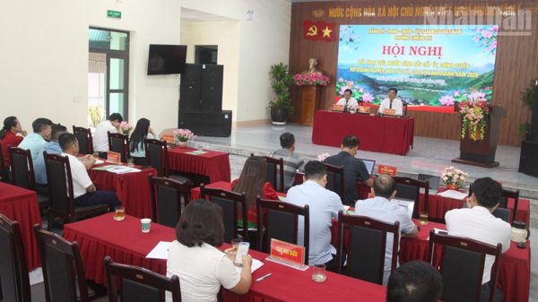 Đối thoại, tháo gỡ khó khăn cho doanh nghiệp, hợp tác xã ở Sơn La