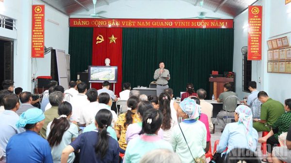 Đối thoại, tháo gỡ vướng mắc tại Dự án khu công nghiệp Bản Qua, xã Bát Xát, tỉnh Lào Cai