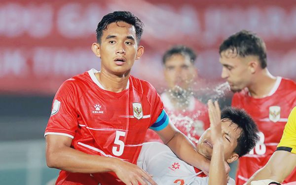Đội trưởng tuyển Indonesia nhận 'đòn trừng phạt' nặng nề sau khi công kích tuyển Việt Nam