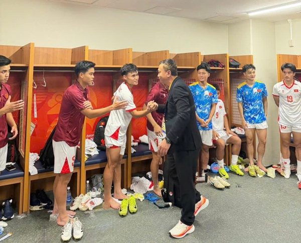Đội tuyển nữ và đội tuyển U23 Việt Nam nhận gửi gắm đặc biệt trước vòng tứ kết Asiad 20