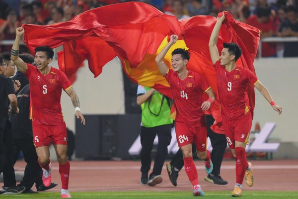 Đội tuyển Việt Nam nhận thưởng 30 tỷ đồng sau khi vô địch ASEAN Cup