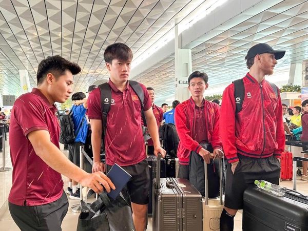 Đội tuyển Việt Nam trở về nước, hướng tới mục tiêu VCK Asian Cup 2027