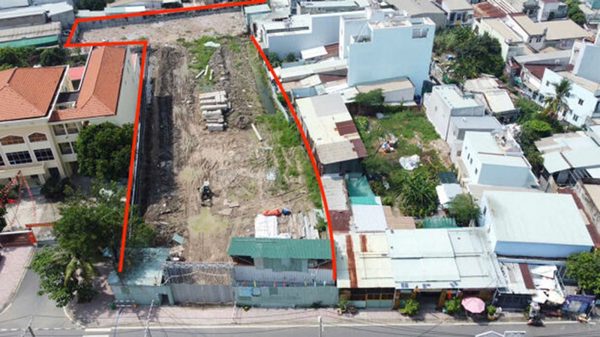 'Đói vốn', doanh nghiệp bất động sản xoay chuyển bằng cách bán tài sản