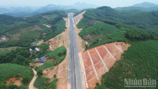 Dồn lực thi công cao tốc Tuyên Quang-Hà Giang