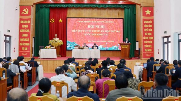 Đồng chí Nguyễn Văn Quảng đánh giá cao ý kiến cử tri Lâm Đồng về tăng cường giám sát các dự án trọng điểm