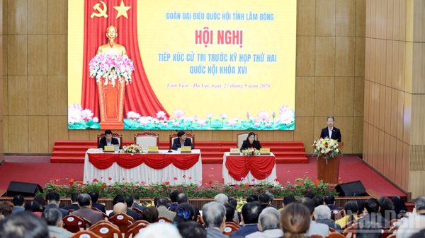 Đồng chí Nguyễn Văn Quảng tiếp xúc cử tri phường Lâm Viên-Đà Lạt