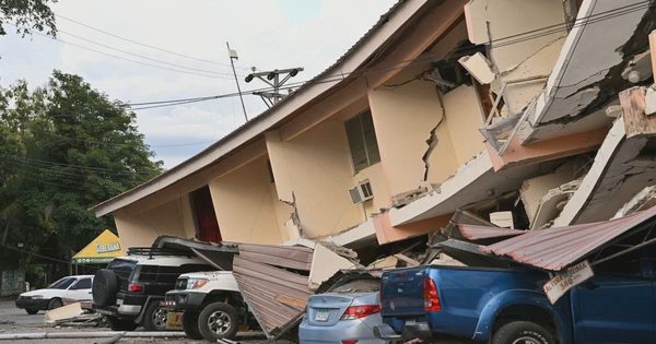 Động đất mạnh 7,7 độ tàn phá Panama, cảnh báo sóng thần tại nhiều nước